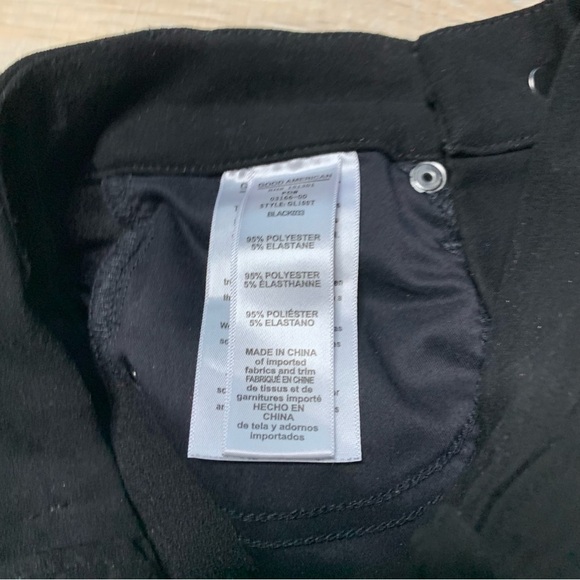 Good American Good Legs Crop Faux Suede Black Pants Size 0/25 - Picture 7 of 15